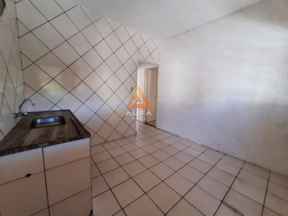 Imagem Casa com 2 Quartos à Venda, 70 m² Imagem Casa com 2 Quartos à Venda, 70 m²
