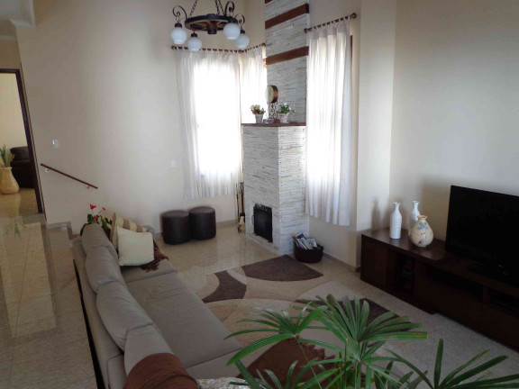 Imagem Casa com 3 Quartos à Venda, 280 m² em Aruã - Lagos - Mogi Das Cruzes Imagem Casa com 3 Quartos à Venda, 280 m² em Aruã - Lagos - Mogi Das Cruzes