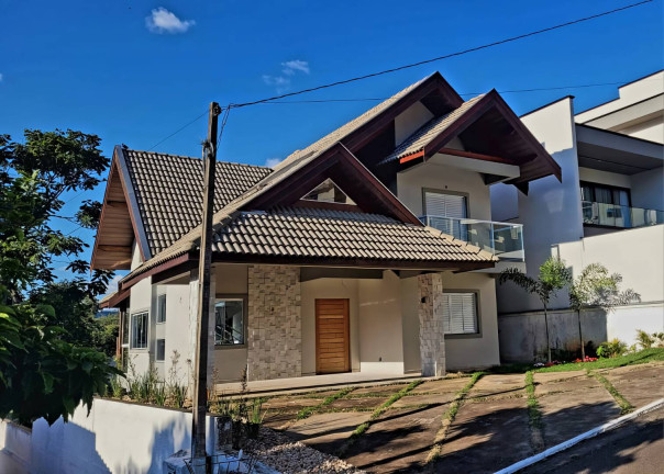 Imagem Casa com 4 Quartos à Venda, 410 m² em águas De Lindóia Imagem Casa com 4 Quartos à Venda, 410 m² em águas De Lindóia