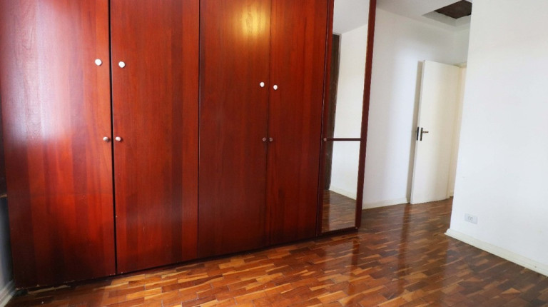 Imagem Casa com 3 Quartos à Venda, em Vila Madalena - São Paulo Imagem Casa com 3 Quartos à Venda, em Vila Madalena - São Paulo