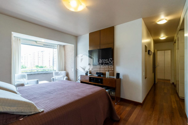 Imagem Apartamento com 3 Quartos à Venda, 195 m² em Moema - São Paulo