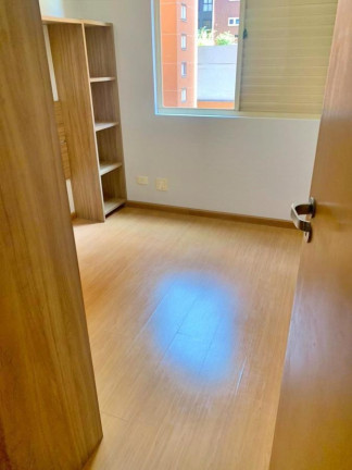 Imagem Apartamento com 3 Quartos à Venda, 75 m² em Ahú - Curitiba