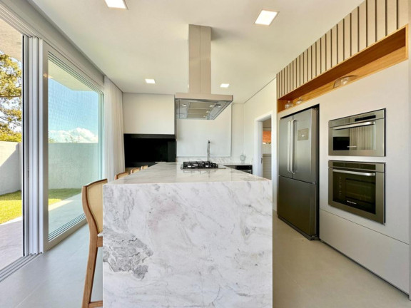 Imagem Casa com 4 Quartos à Venda, 290 m² em Novo Louro - Capao Da Canoa Imagem Casa com 4 Quartos à Venda, 290 m² em Novo Louro - Capao Da Canoa