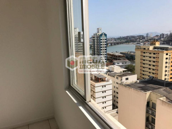 Imagem Apartamento com 3 Quartos à Venda, 100 m² em Centro - Florianópolis Imagem Apartamento com 3 Quartos à Venda, 100 m² em Centro - Florianópolis