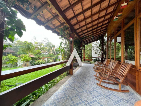 Imagem Casa com 5 Quartos à Venda, 350 m² em Iucas - Teresópolis Imagem Casa com 5 Quartos à Venda, 350 m² em Iucas - Teresópolis