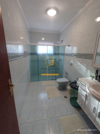 Imagem Sobrado com 3 Quartos à Venda,  em Brasil - Itu