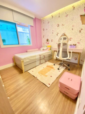 Imagem Imóvel com 3 Quartos à Venda, 116 m² em Icaraí - Niterói Imagem Imóvel com 3 Quartos à Venda, 116 m² em Icaraí - Niterói