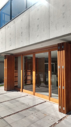 Imagem Imóvel com 3 Quartos à Venda, 110 m² em Menino Deus - Porto Alegre Imagem Imóvel com 3 Quartos à Venda, 110 m² em Menino Deus - Porto Alegre