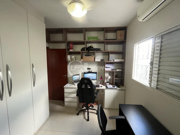 Imagem Casa com 3 Quartos à Venda, 295 m² em Jardim Tijuca - Campo Grande Imagem Casa com 3 Quartos à Venda, 295 m² em Jardim Tijuca - Campo Grande