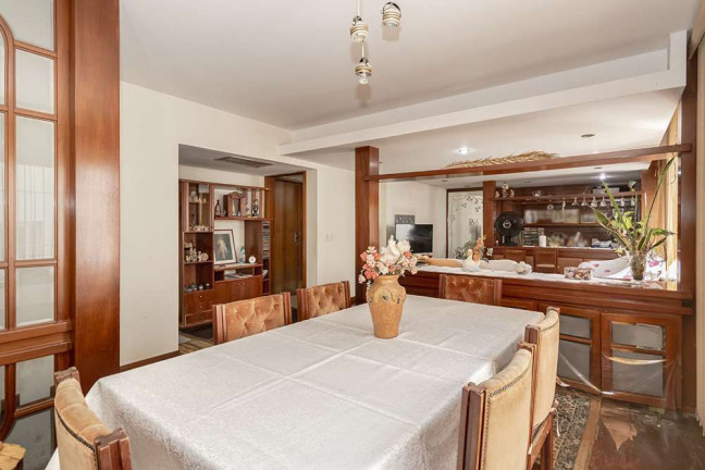 Imagem Imóvel com 2 Quartos à Venda, em Petrópolis - Porto Alegre Imagem Imóvel com 2 Quartos à Venda, em Petrópolis - Porto Alegre