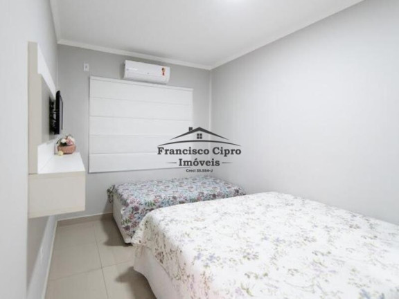 Imagem Casa com 3 Quartos à Venda, 183 m² em Village Santana - Guaratinguetá Imagem Casa com 3 Quartos à Venda, 183 m² em Village Santana - Guaratinguetá