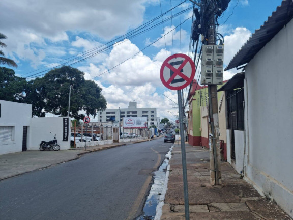 Imagem Casa com 2 Quartos à Venda, 380 m² em Cuiabá Imagem Casa com 2 Quartos à Venda, 380 m² em Cuiabá