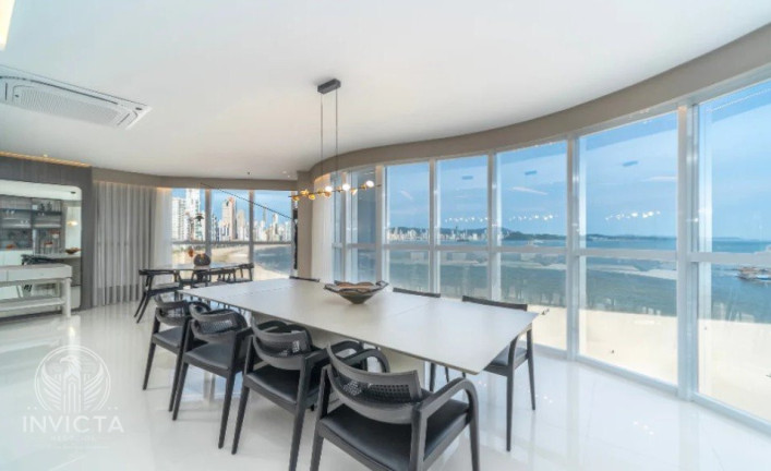 Imagem Apartamento com 4 Quartos à Venda, 238 m² em Barra Sul - Balneário Camboriú Imagem Apartamento com 4 Quartos à Venda, 238 m² em Barra Sul - Balneário Camboriú