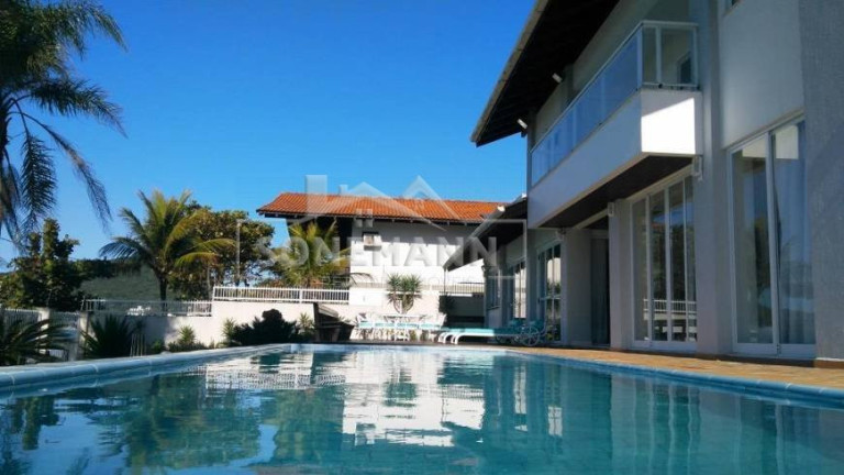 Imagem Casa com 6 Quartos à Venda, 805 m² em Centro - Bombinhas
