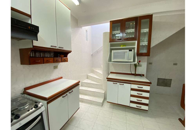 Imagem Casa com 2 Quartos à Venda, 101 m² em Vila Sônia - São Paulo Imagem Casa com 2 Quartos à Venda, 101 m² em Vila Sônia - São Paulo