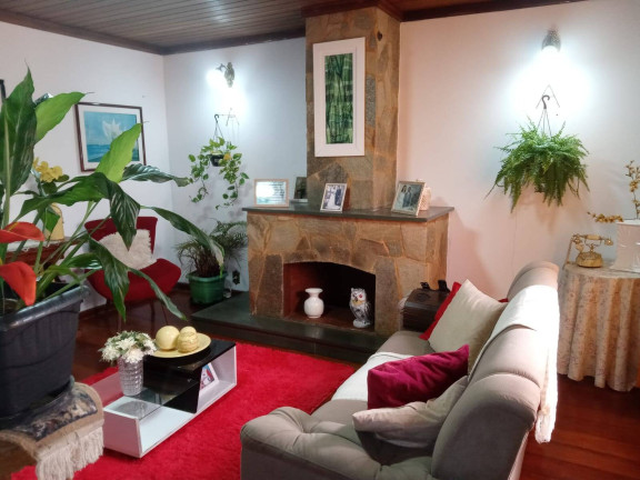 Imagem Casa com 3 Quartos à Venda, em Conego - Nova Friburgo Imagem Casa com 3 Quartos à Venda, em Conego - Nova Friburgo