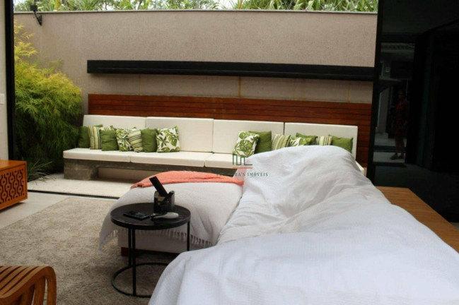 Imagem Casa com 4 Quartos à Venda, 382 m² em Camboinhas - Niterói Imagem Casa com 4 Quartos à Venda, 382 m² em Camboinhas - Niterói