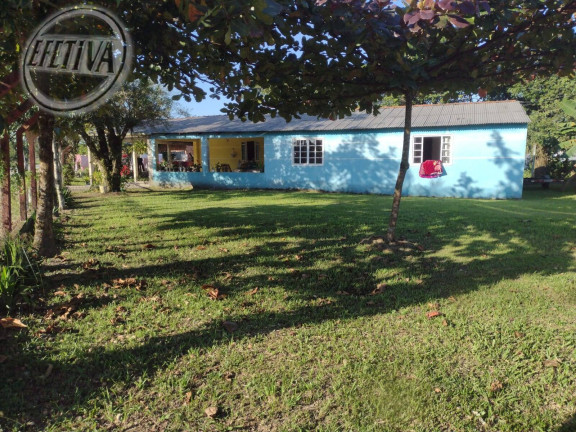 Imagem Casa com 3 Quartos à Venda, 200 m² em Carvoeiro - Guaratuba Imagem Casa com 3 Quartos à Venda, 200 m² em Carvoeiro - Guaratuba
