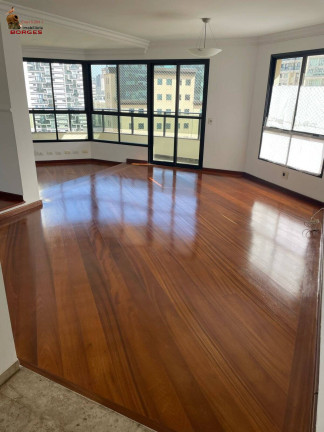 Apartamento com 3 Quartos à Venda, 221 m² em Moema - São Paulo