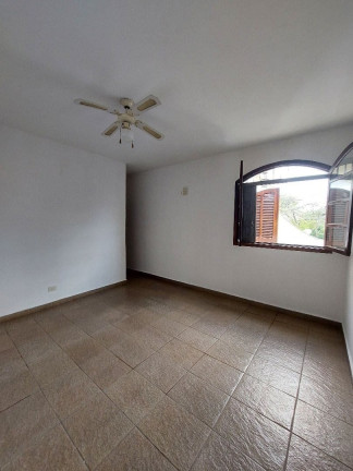 Imagem Imóvel com 3 Quartos à Venda, em Jardim Triana - São Paulo Imagem Imóvel com 3 Quartos à Venda, em Jardim Triana - São Paulo