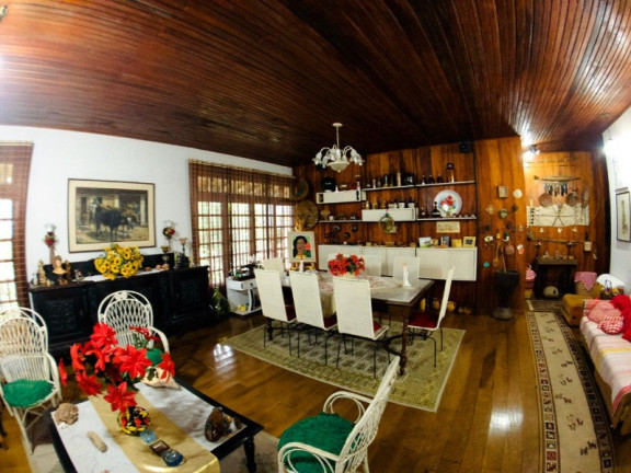 Imagem Imóvel com 3 Quartos à Venda, em Lagoa Da Conceição - Florianópolis Imagem Imóvel com 3 Quartos à Venda, em Lagoa Da Conceição - Florianópolis