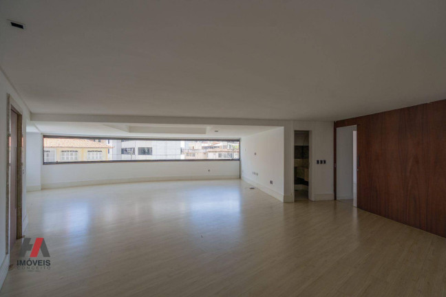 Imagem Apartamento com 3 Quartos à Venda, 210 m² em Meireles - Fortaleza Imagem Apartamento com 3 Quartos à Venda, 210 m² em Meireles - Fortaleza