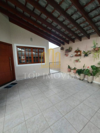 Casa com 3 Quartos à Venda, 250 m² em Villa Branca - Jacareí