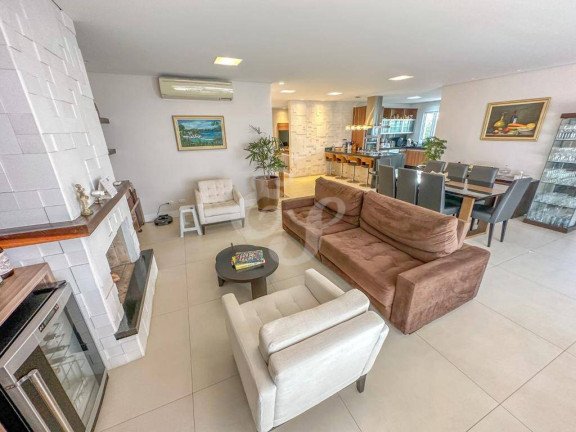 Imagem Casa de Condomínio com 4 Quartos à Venda, 350 m² em Alphaville Residencial Um - Barueri Imagem Casa de Condomínio com 4 Quartos à Venda, 350 m² em Alphaville Residencial Um - Barueri