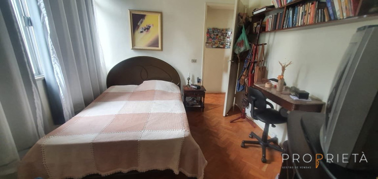 Imagem Apartamento com 3 Quartos à Venda,  em Lagoa - Rio De Janeiro