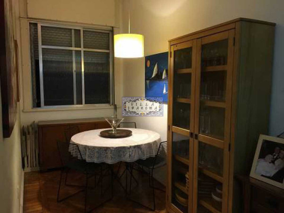 Imagem Apartamento com 2 Quartos à Venda, 71 m² em Leme - Rio De Janeiro Imagem Apartamento com 2 Quartos à Venda, 71 m² em Leme - Rio De Janeiro