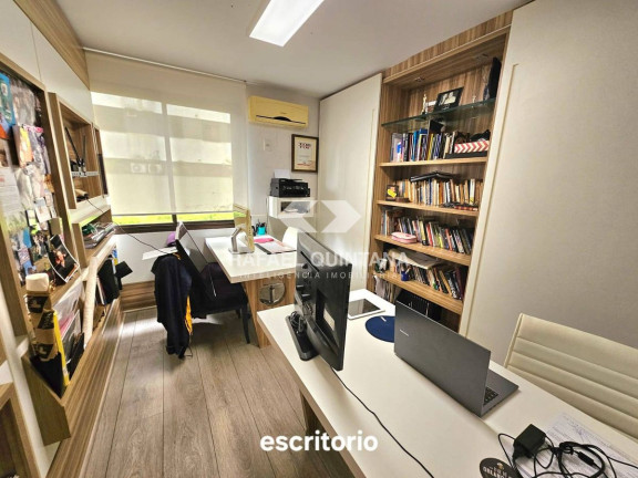 Imagem Apartamento com 4 Quartos à Venda, 326 m² em Centro - Florianópolis