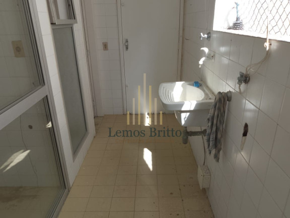 Imagem Imóvel com 3 Quartos à Venda, 10 m² em Jardim Apipema - Salvador Imagem Imóvel com 3 Quartos à Venda, 10 m² em Jardim Apipema - Salvador
