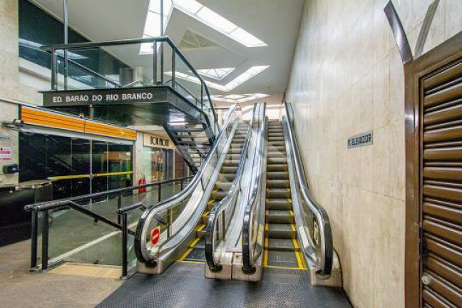 Imagem Sala Comercial à Venda, 68 m² em Centro - Rio De Janeiro Imagem Sala Comercial à Venda, 68 m² em Centro - Rio De Janeiro