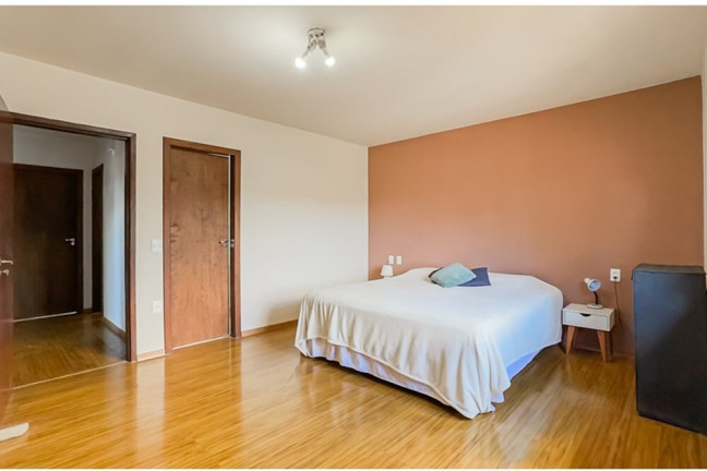 Imagem Casa com 5 Quartos à Venda, 208 m² em Parque Dos Maias - Porto Alegre Imagem Casa com 5 Quartos à Venda, 208 m² em Parque Dos Maias - Porto Alegre