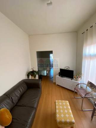 Imagem Casa com 2 Quartos à Venda, 188 m² Imagem Casa com 2 Quartos à Venda, 188 m²