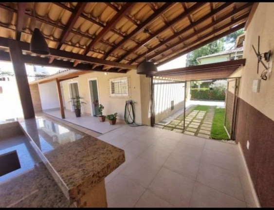 Imagem Casa com 4 Quartos à Venda, 122 m² em Buraquinho - Lauro De Freitas Imagem Casa com 4 Quartos à Venda, 122 m² em Buraquinho - Lauro De Freitas