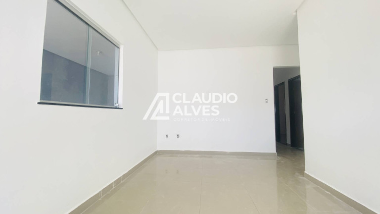 Imagem Casa com 5 Quartos à Venda, 300 m² em Conceição - Feira De Santana Imagem Casa com 5 Quartos à Venda, 300 m² em Conceição - Feira De Santana