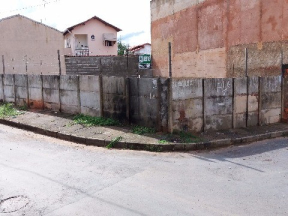 Terreno à Venda, 259 m² em Santa Rita Ii - Montes Claros