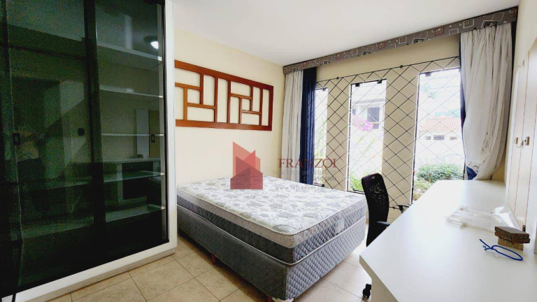 Imagem Casa com 3 Quartos à Venda, 245 m² em Dom Bosco - Itajaí