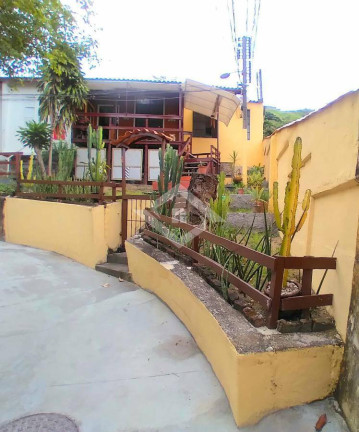 Imagem Casa com 2 Quartos à Venda, 150 m² em Fonseca - Niterói Imagem Casa com 2 Quartos à Venda, 150 m² em Fonseca - Niterói