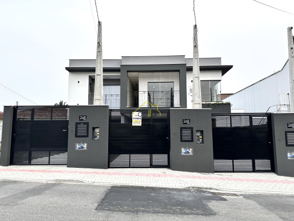 Casa com 3 Quartos à Venda, 150 m² em Bom Retiro - Joinville