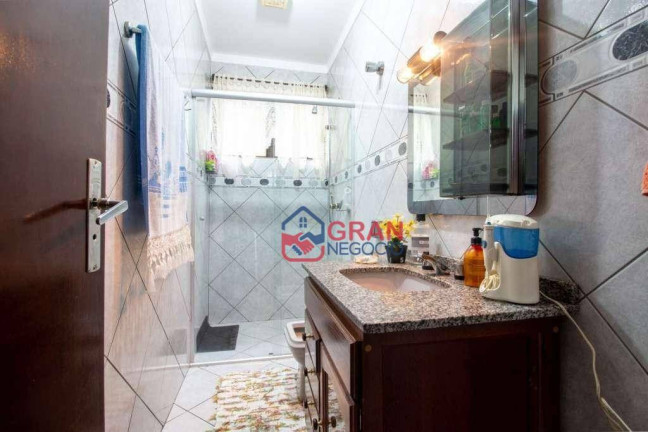 Imagem Casa com 3 Quartos à Venda, 123 m² em São Braz - Curitiba Imagem Casa com 3 Quartos à Venda, 123 m² em São Braz - Curitiba