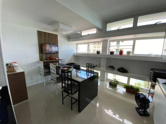 Apartamento com 3 Quartos à Venda,  em Enseada - Guarujá