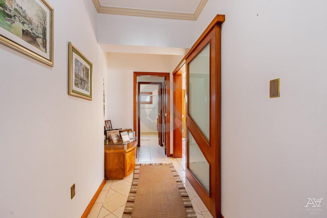 Imagem Casa com 3 Quartos à Venda, 274 m² em Igara - Canoas Imagem Casa com 3 Quartos à Venda, 274 m² em Igara - Canoas