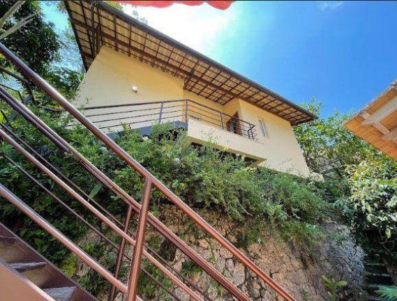 Imagem Casa com 4 Quartos à Venda, 312 m² em Itaipu - Niterói