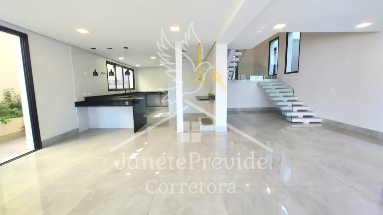 Imagem Casa de Condomínio com 3 Quartos à Venda, em Alphaville - Santana De Parnaíba Imagem Casa de Condomínio com 3 Quartos à Venda, em Alphaville - Santana De Parnaíba