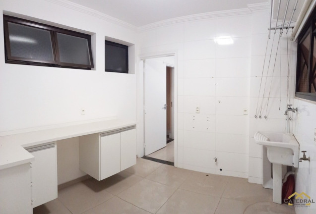 Imagem Apartamento com 3 Quartos à Venda, 197 m² em Centro - Jundiaí