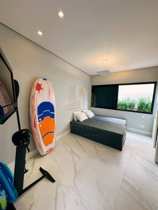 Imagem Casa com 5 Quartos para Temporada, 390 m² em Bertioga
