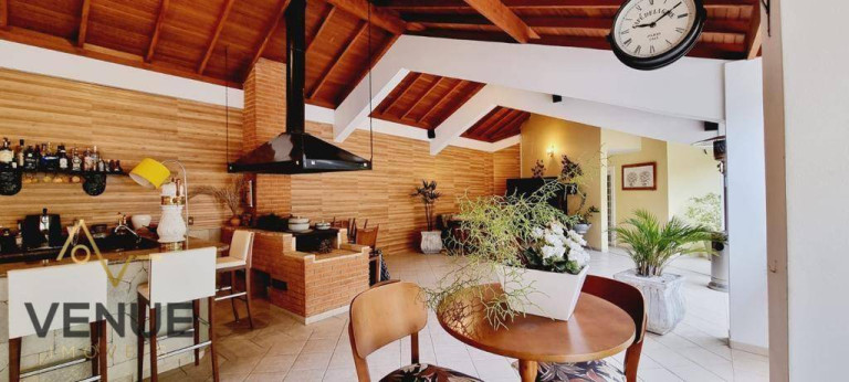 Imagem Sobrado com 4 Quartos à Venda, 620 m² em Arujá - Arujá Imagem Sobrado com 4 Quartos à Venda, 620 m² em Arujá - Arujá