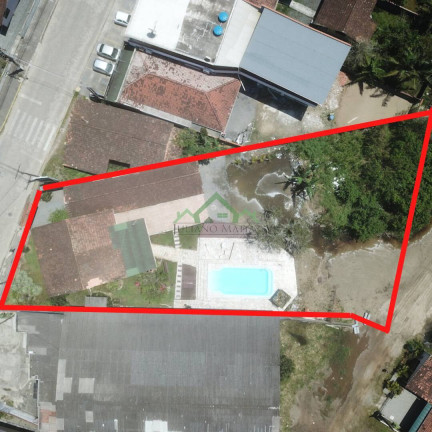 Imagem Sobrado com 3 Quartos à Venda, 282 m² em Centro - Balneário Barra Do Sul
